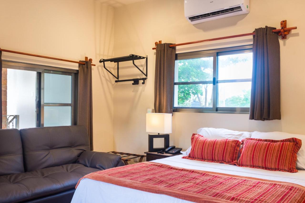 Alamos Inn Hotel Con Jacuzzi Y Piscina كانكون المظهر الخارجي الصورة