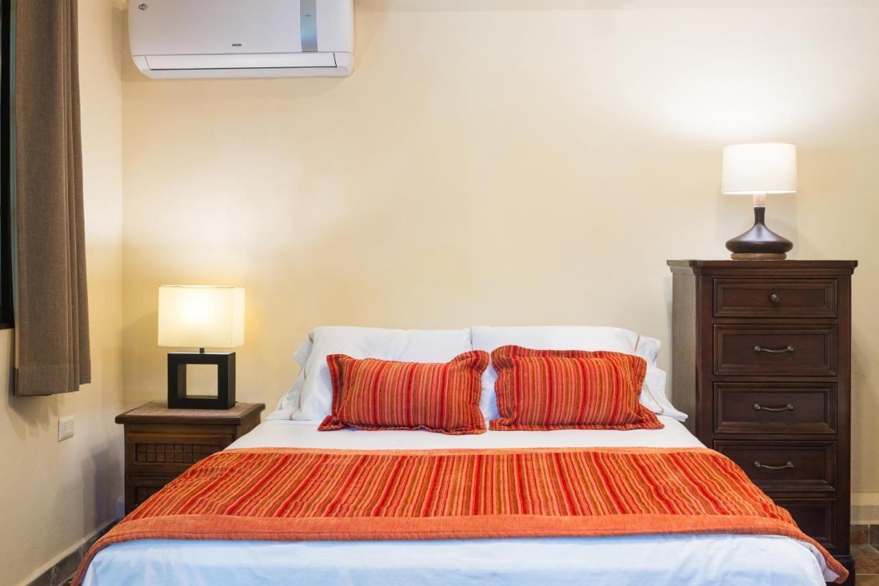 Alamos Inn Hotel Con Jacuzzi Y Piscina كانكون المظهر الخارجي الصورة