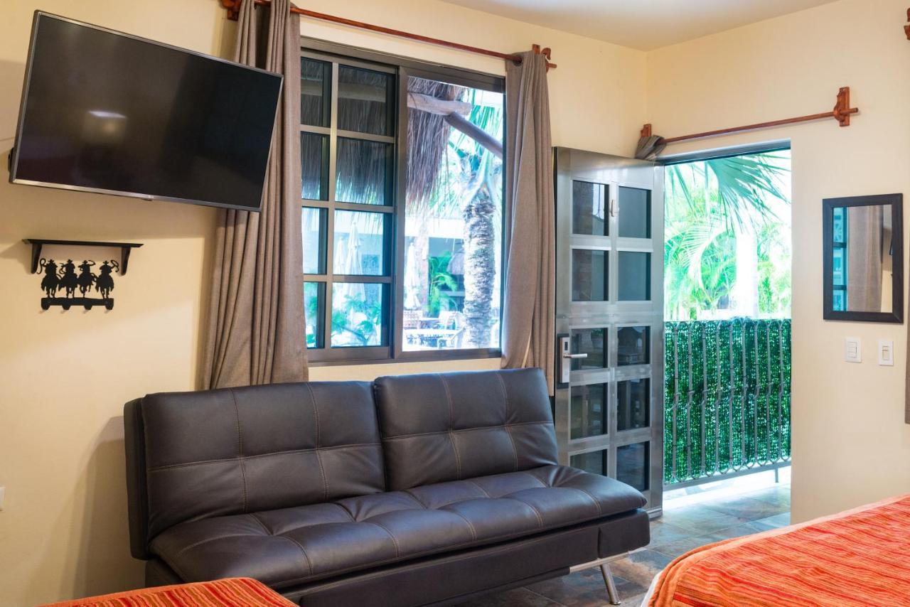 Alamos Inn Hotel Con Jacuzzi Y Piscina كانكون المظهر الخارجي الصورة