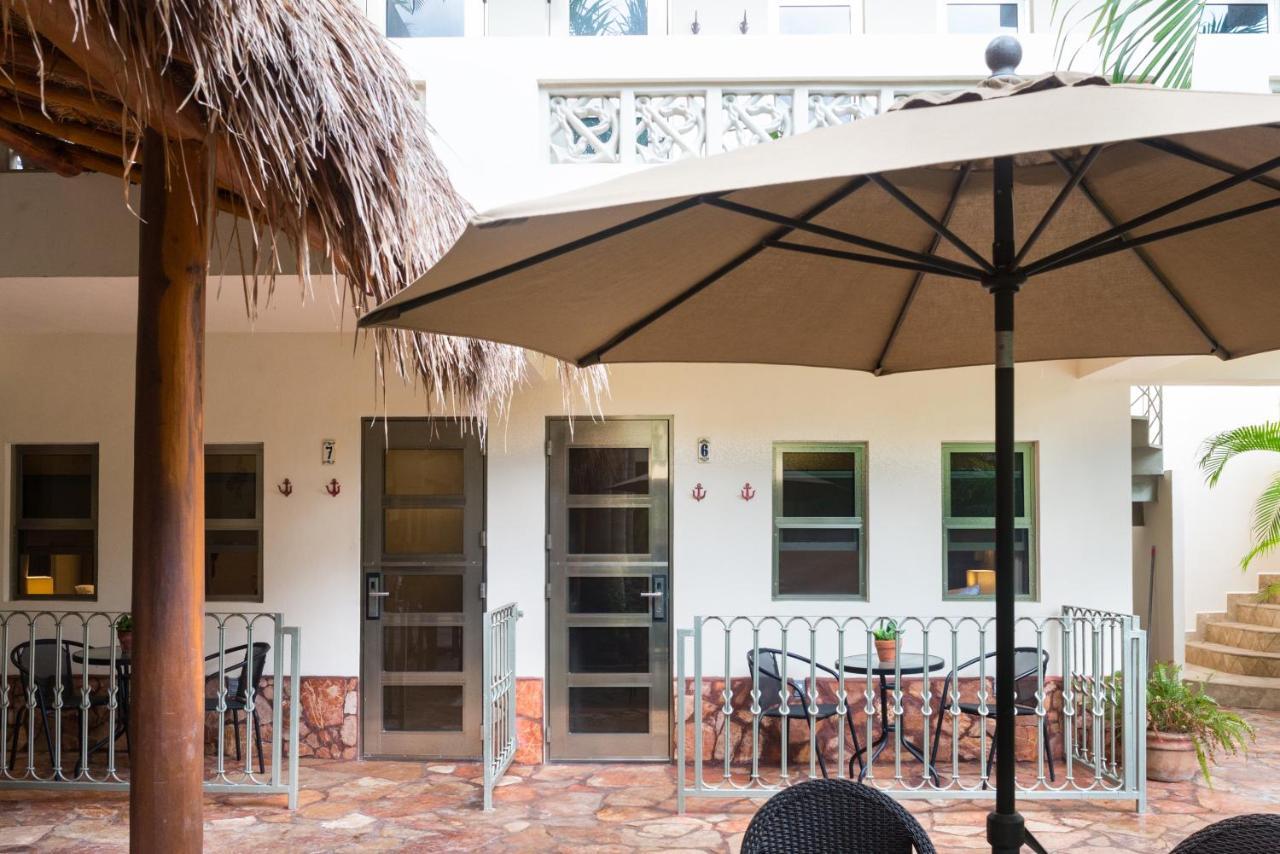 Alamos Inn Hotel Con Jacuzzi Y Piscina كانكون المظهر الخارجي الصورة