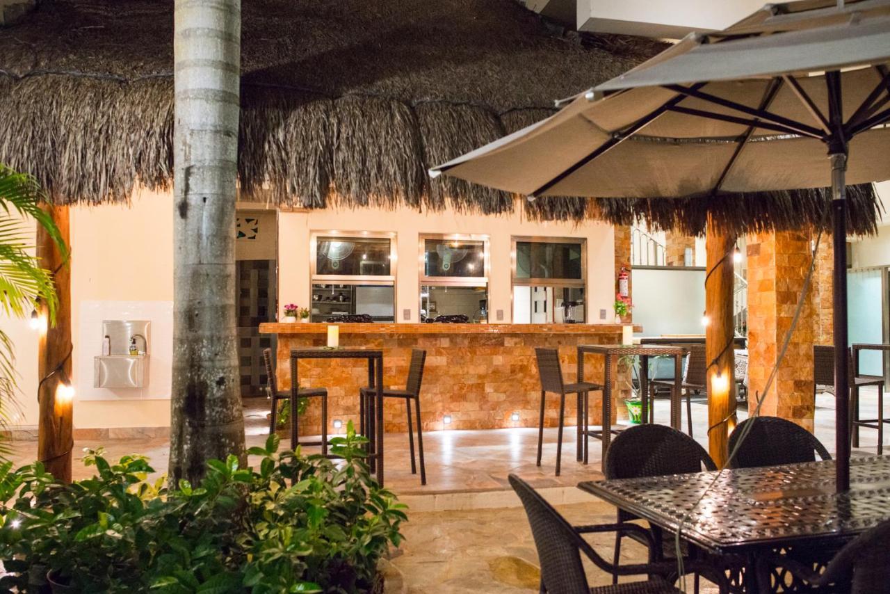 Alamos Inn Hotel Con Jacuzzi Y Piscina كانكون المظهر الخارجي الصورة